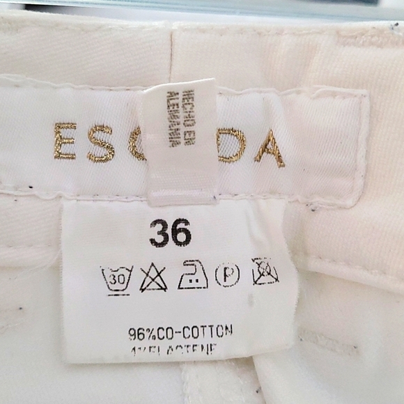 Vintage Escada White Denim Flare Jean - Picture 5 of 9
